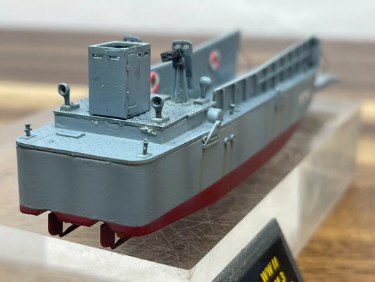 1/144 WWII US NAVY HIGGINS BOAT – LCVP LCM3 Landing Craft Vehicle Personnel USMC