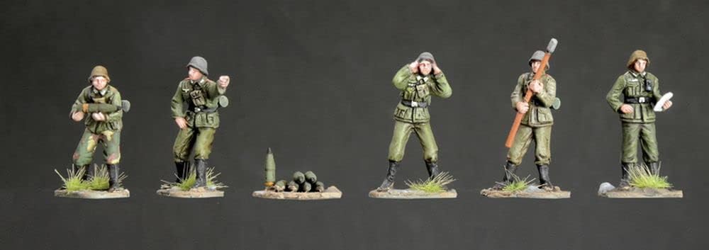 Italeri IT7082 1/72 WWII German Artillery Set – sFH 18 15cm Howitzer & sK 18 10.5cm Gun (2-in-1 Kit) with Crew Figures