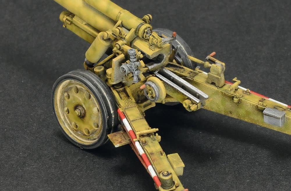 Italeri IT7082 1/72 WWII German Artillery Set – sFH 18 15cm Howitzer & sK 18 10.5cm Gun (2-in-1 Kit) with Crew Figures