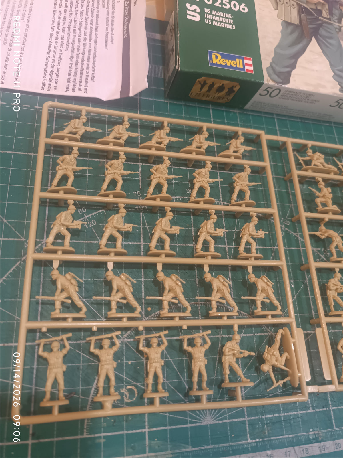 REVELL 1/72 WWII US MARINES INFANTRY REVELL 02506