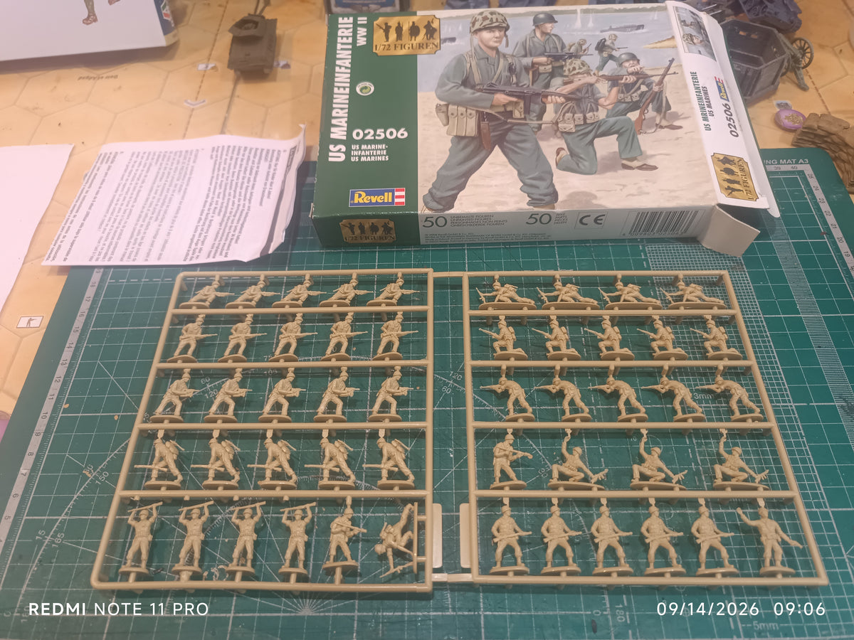 REVELL 1/72 WWII US MARINES INFANTRY REVELL 02506