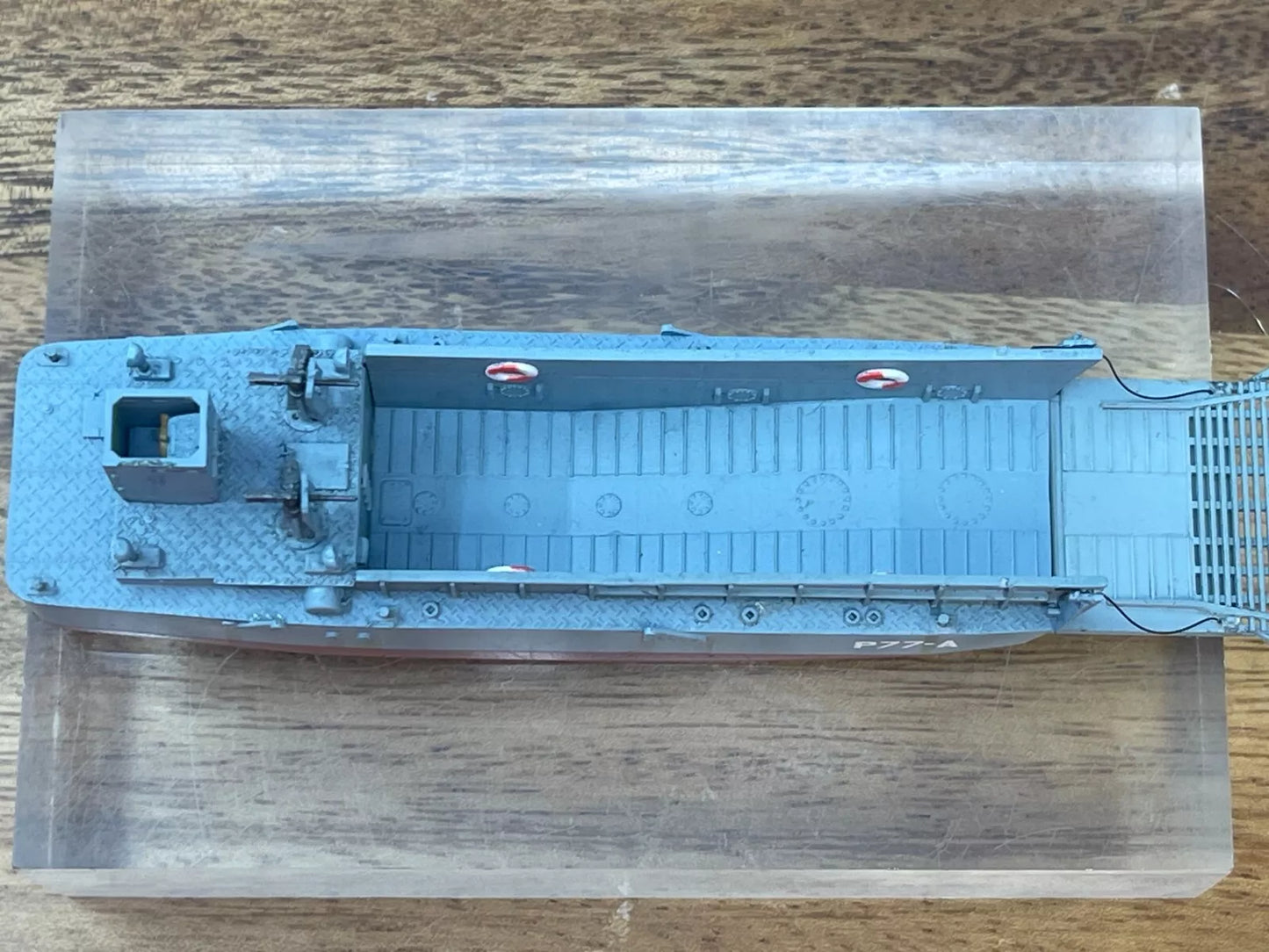 1/144 WWII US NAVY HIGGINS BOAT – LCVP LCM3 Landing Craft Vehicle Personnel USMC
