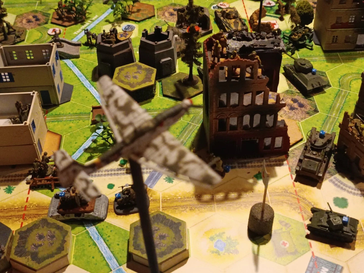 Memoir 44 Expansion – CONCRETE HELL: Battle for Stalingrad (6-Map Deluxe Vinyl Suite, V2.0)