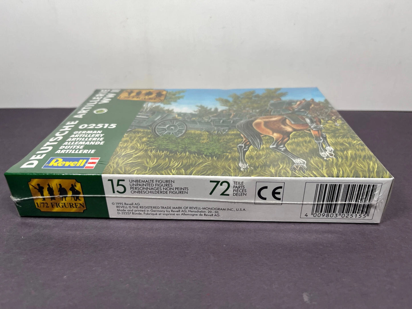 Revell 02515 1/72 WWII German Artillery Set Horse-Drawn Howitzer Kit Deutsche