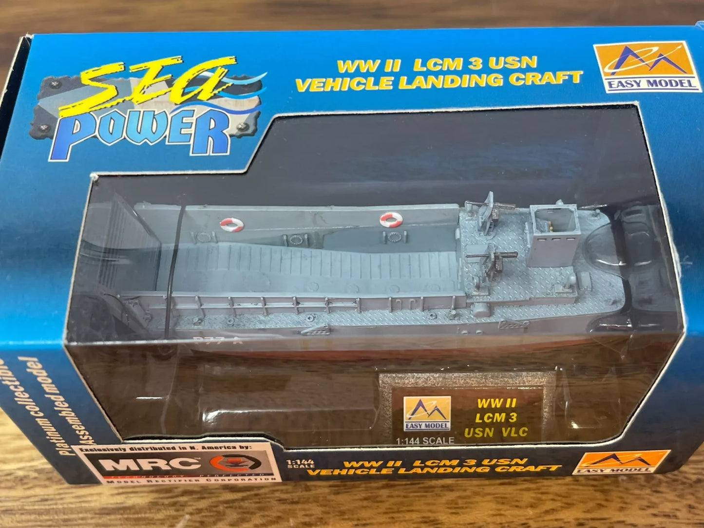 1/144 WWII US NAVY HIGGINS BOAT – LCVP LCM3 Landing Craft Vehicle Personnel USMC