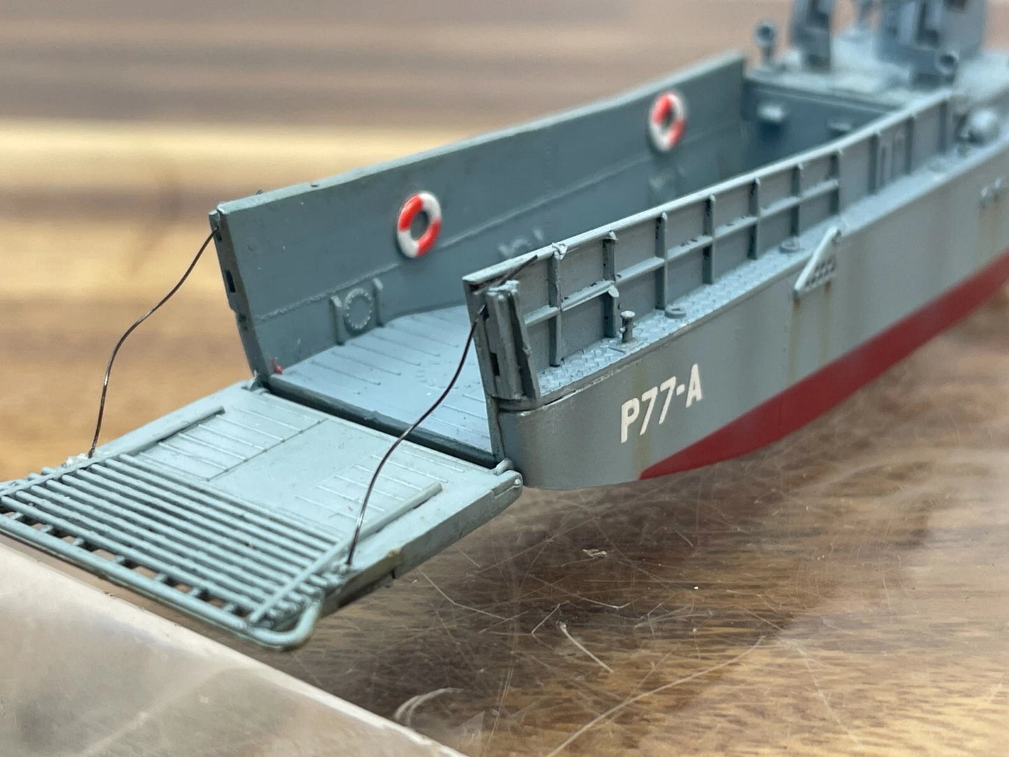 1/144 WWII US NAVY HIGGINS BOAT – LCVP LCM3 Landing Craft Vehicle Personnel USMC